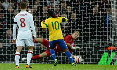 Ronaldinho penalty miss