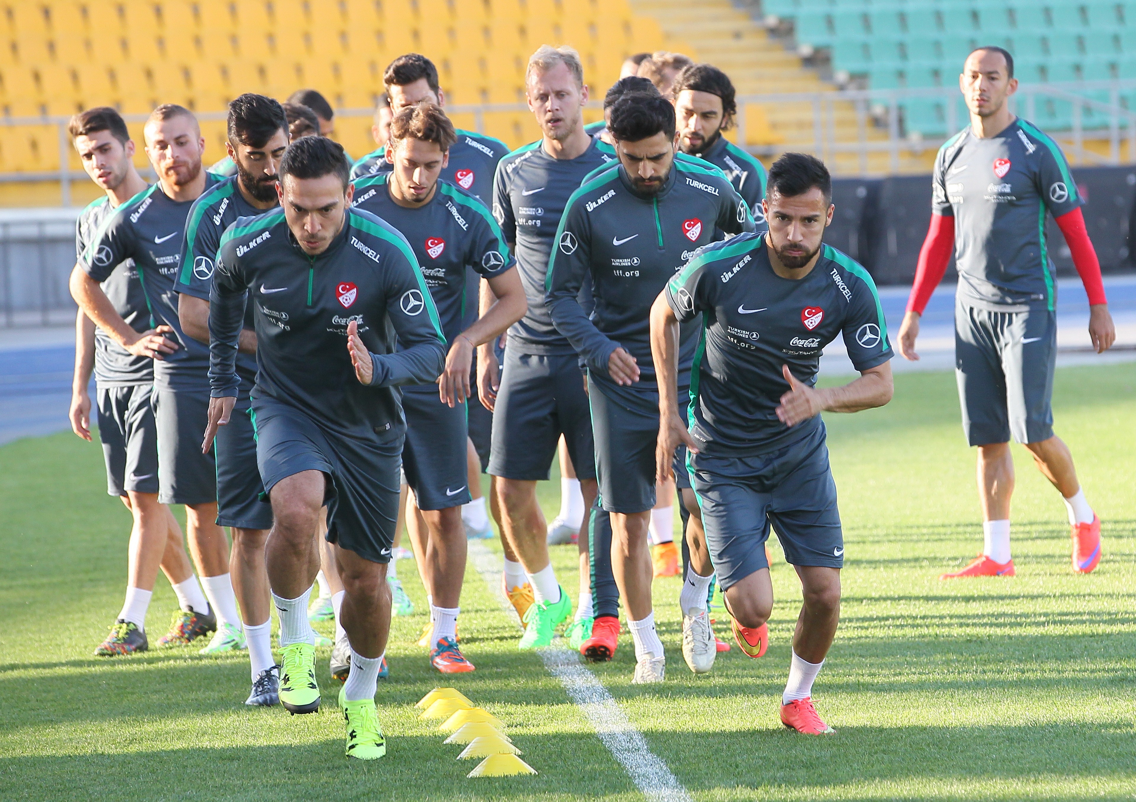 Turkey's players take part in a training session in Almaty on June 11, 2015, on the eve of the UEFA Euro 2016 Group A qualifying football match between Kazakhstan and Turkey. AFP PHOTO / STANISLAV FILIPPOV        (Photo credit should read STANISLAV FILIPPOV/AFP/Getty Images)